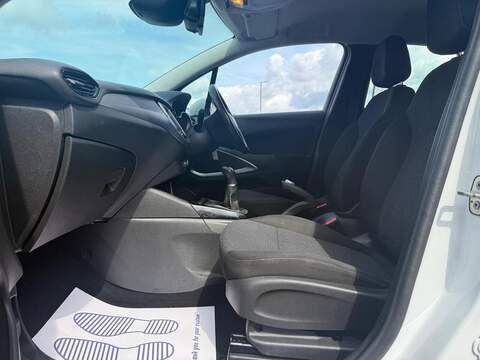 Vauxhall Crossland X 1.2 SE SUV 5dr Petrol Manual Euro 6 (83 ps) - U211