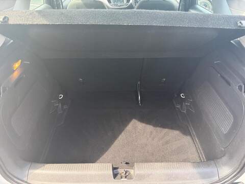 Vauxhall Crossland X 1.2 SE SUV 5dr Petrol Manual Euro 6 (83 ps) - U211