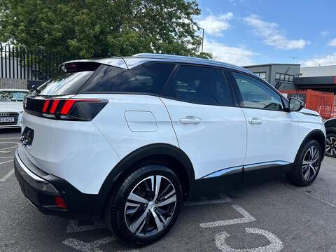 Peugeot 3008 1.5 BlueHDi Allure SUV 5dr Diesel Manual Euro 6 (s/s) (130 ps) - U212