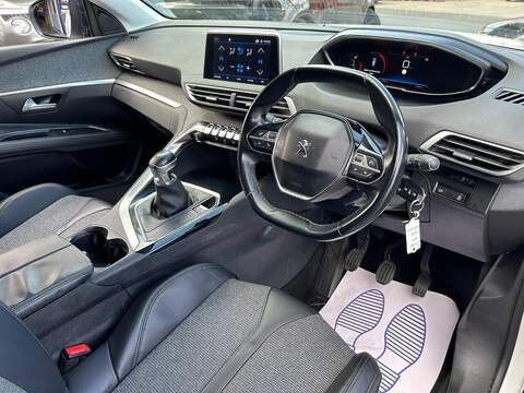 Peugeot 3008 1.5 BlueHDi Allure SUV 5dr Diesel Manual Euro 6 (s/s) (130 ps) - U212