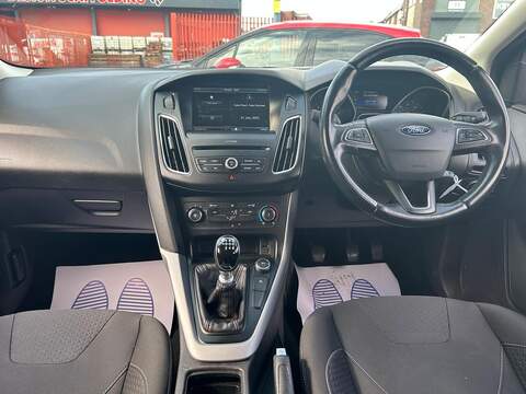 Ford Focus 1.0T EcoBoost Zetec Hatchback 5dr Petrol Manual Euro 6 (s/s) (125 ps) - U214