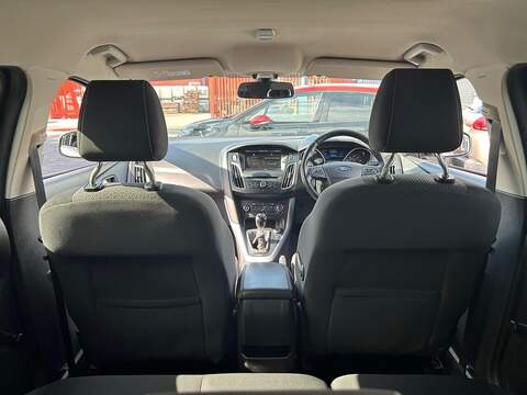 Ford Focus 1.0T EcoBoost Zetec Hatchback 5dr Petrol Manual Euro 6 (s/s) (125 ps) - U214