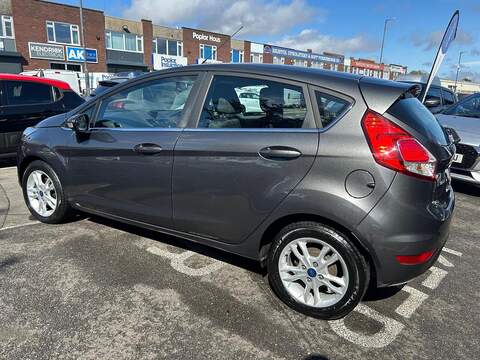 Ford Fiesta 1.0T EcoBoost Zetec Hatchback 5dr Petrol Manual Euro 6 (s/s) (100 ps) - U219
