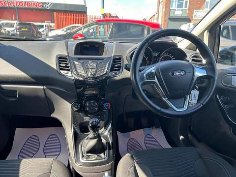 Ford Fiesta 1.0T EcoBoost Zetec Hatchback 5dr Petrol Manual Euro 6 (s/s) (100 ps) - U219
