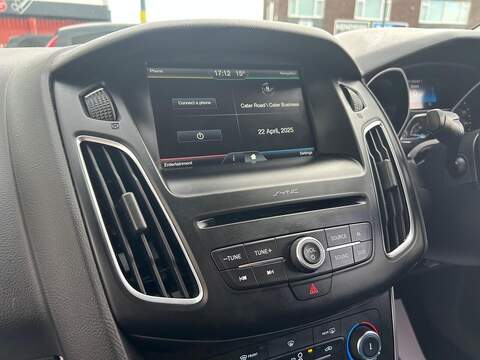 Ford Focus Focus 1.5 TDCi Zetec Euro 6 (s/s) 5dr - U22