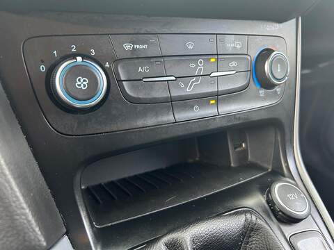 Ford Focus Focus 1.5 TDCi Zetec Euro 6 (s/s) 5dr - U22