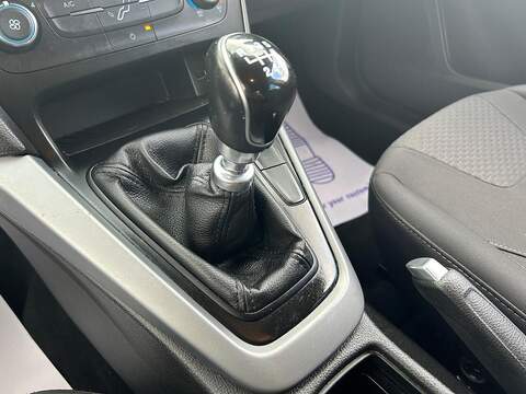 Ford Focus Focus 1.5 TDCi Zetec Euro 6 (s/s) 5dr - U22