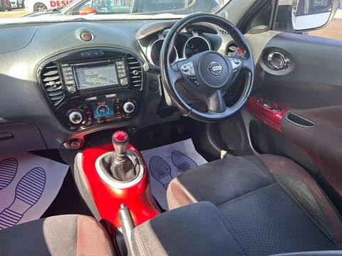 Nissan Juke 1.5 dCi Acenta Premium SUV 5dr Diesel Manual Euro 6 (s/s) (110 ps) - U220