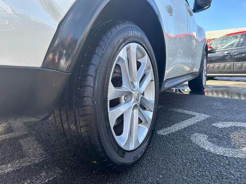 Nissan Juke 1.5 dCi Acenta Premium SUV 5dr Diesel Manual Euro 6 (s/s) (110 ps) - U220