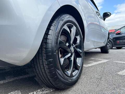Vauxhall Corsa 1.0i Turbo ecoFLEX SRi Hatchback 3dr Petrol Manual Euro 6 (s/s) (90 ps) - U221