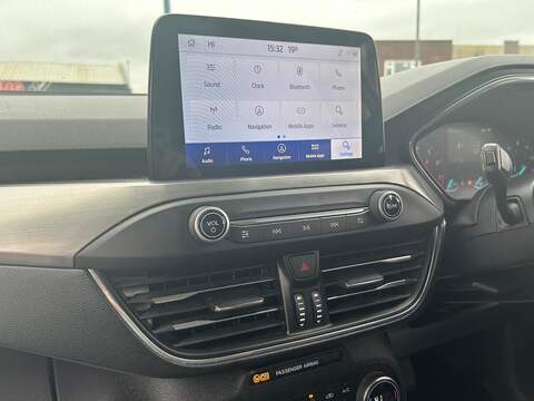 Ford Focus 1.0T EcoBoost MHEV Titanium Edition Hatchback 5dr Petrol Manual Euro 6 (s/s) (125 ps) - U224