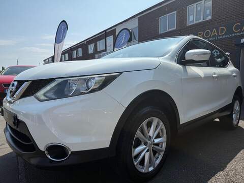 Nissan Qashqai Qashqai Acenta SUV 1 Manual Diesel - U229