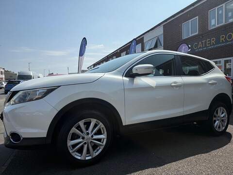 Nissan Qashqai Qashqai Acenta SUV 1 Manual Diesel - U229