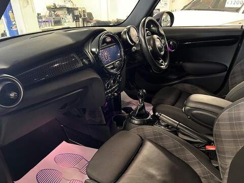 MINI Hatch Hatch 2.0 Cooper SD Euro 6 (s/s) 5dr - U23