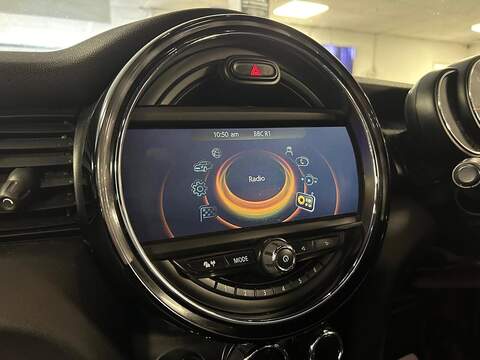 MINI Hatch Hatch 2.0 Cooper SD Euro 6 (s/s) 5dr - U23