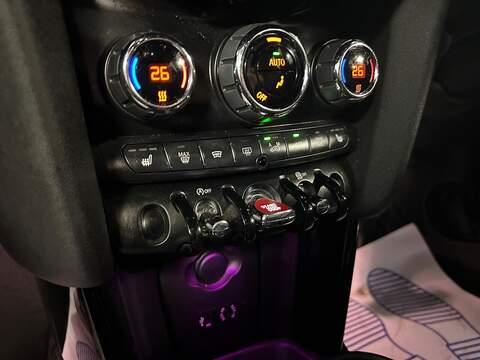 MINI Hatch Hatch 2.0 Cooper SD Euro 6 (s/s) 5dr - U23