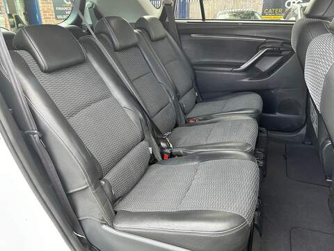 Toyota Verso 2.0 D-4D Excel MPV 5dr Diesel Manual Euro 5 (126 ps) - U232