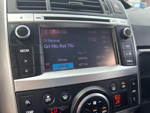 Toyota Verso 2.0 D-4D Excel MPV 5dr Diesel Manual Euro 5 (126 ps) - U232