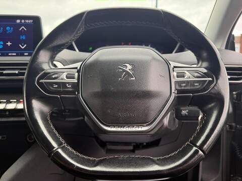 Peugeot 3008 1.5 BlueHDi Allure SUV 5dr Diesel Manual Euro 6 (s/s) (130 ps) - U234