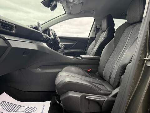 Peugeot 3008 1.5 BlueHDi Allure SUV 5dr Diesel Manual Euro 6 (s/s) (130 ps) - U234