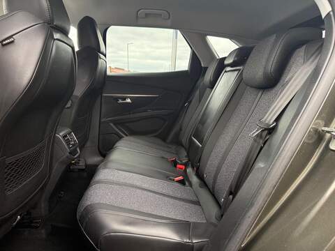 Peugeot 3008 1.5 BlueHDi Allure SUV 5dr Diesel Manual Euro 6 (s/s) (130 ps) - U234