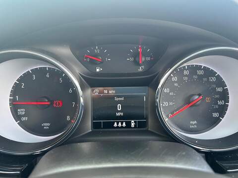 Vauxhall Astra 1.4i Turbo SRi Nav Hatchback 5dr Petrol Manual Euro 6 (s/s) (150 ps) - U247