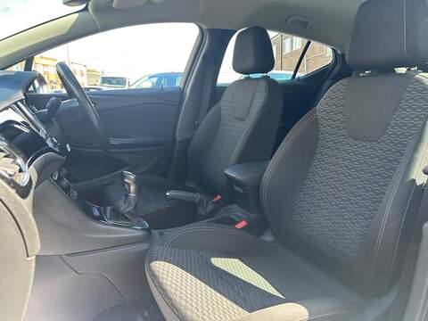 Vauxhall Astra 1.4i Turbo SRi Nav Hatchback 5dr Petrol Manual Euro 6 (s/s) (150 ps) - U247