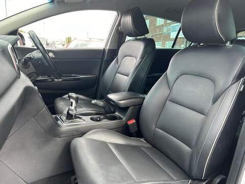Kia Sportage 2.0 CRDi KX-3 SUV 5dr Diesel Manual AWD Euro 6 (134 bhp) - U250