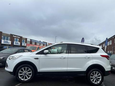 Ford Kuga 2.0 TDCi Titanium SUV 5dr Diesel Manual 2WD Euro 6 (s/s) (150 ps) - U251