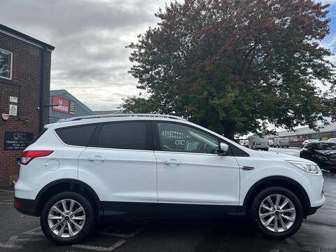 Ford Kuga 2.0 TDCi Titanium SUV 5dr Diesel Manual 2WD Euro 6 (s/s) (150 ps) - U251