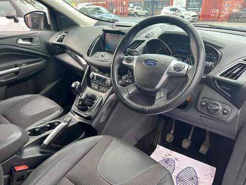 Ford Kuga 2.0 TDCi Titanium SUV 5dr Diesel Manual 2WD Euro 6 (s/s) (150 ps) - U251