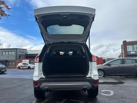Ford Kuga 2.0 TDCi Titanium SUV 5dr Diesel Manual 2WD Euro 6 (s/s) (150 ps) - U251