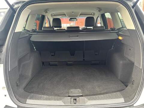 Ford Kuga 2.0 TDCi Titanium SUV 5dr Diesel Manual 2WD Euro 6 (s/s) (150 ps) - U251