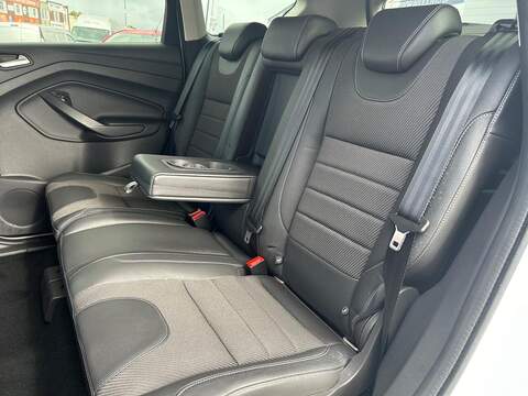 Ford Kuga 2.0 TDCi Titanium SUV 5dr Diesel Manual 2WD Euro 6 (s/s) (150 ps) - U251
