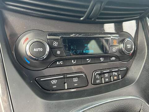Ford Kuga 2.0 TDCi Titanium SUV 5dr Diesel Manual 2WD Euro 6 (s/s) (150 ps) - U251