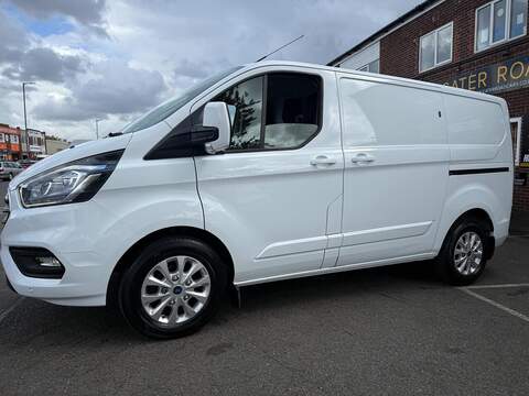 Ford Transit Custom 2.0 300 EcoBlue Limited Panel Van 5dr Diesel Manual L1 H1 Euro 6 (s/s) (130 ps) - U254