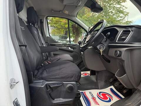 Ford Transit Custom 2.0 300 EcoBlue Limited Panel Van 5dr Diesel Manual L1 H1 Euro 6 (s/s) (130 ps) - U254