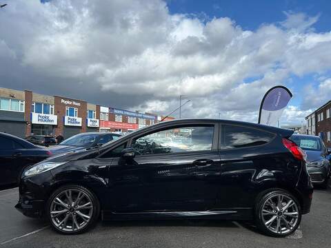 Ford Fiesta 1.0T EcoBoost ST-Line Hatchback 3dr Petrol Manual Euro 6 (s/s) (140 ps) - U256