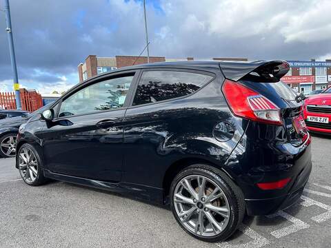 Ford Fiesta 1.0T EcoBoost ST-Line Hatchback 3dr Petrol Manual Euro 6 (s/s) (140 ps) - U256