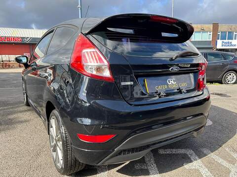 Ford Fiesta 1.0T EcoBoost ST-Line Hatchback 3dr Petrol Manual Euro 6 (s/s) (140 ps) - U256