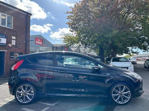 Ford Fiesta 1.0T EcoBoost ST-Line Hatchback 3dr Petrol Manual Euro 6 (s/s) (140 ps) - U256