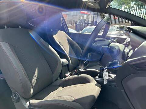 Ford Fiesta 1.0T EcoBoost ST-Line Hatchback 3dr Petrol Manual Euro 6 (s/s) (140 ps) - U256