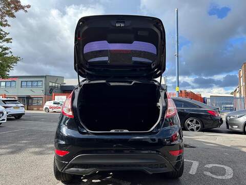 Ford Fiesta 1.0T EcoBoost ST-Line Hatchback 3dr Petrol Manual Euro 6 (s/s) (140 ps) - U256