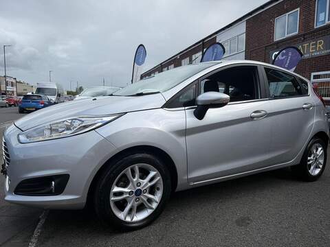 Ford Fiesta 1.0T EcoBoost Zetec Euro 6 (s/s) 5dr - U257