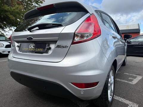 Ford Fiesta 1.0T EcoBoost Zetec Euro 6 (s/s) 5dr - U257