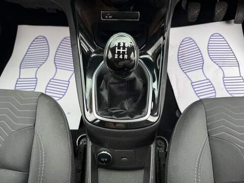 Ford Fiesta 1.0T EcoBoost Zetec Euro 6 (s/s) 5dr - U257