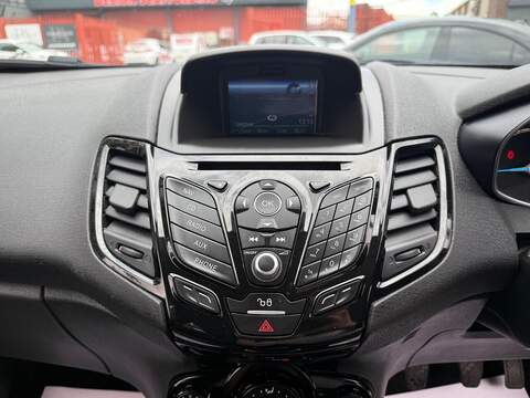 Ford Fiesta 1.0T EcoBoost Zetec Euro 6 (s/s) 5dr - U257