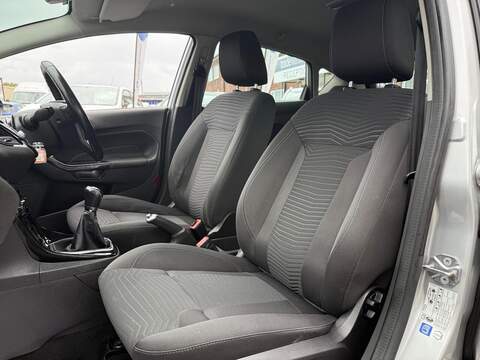 Ford Fiesta 1.0T EcoBoost Zetec Euro 6 (s/s) 5dr - U257