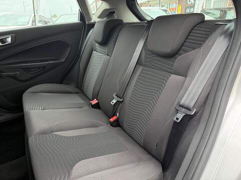 Ford Fiesta 1.0T EcoBoost Zetec Euro 6 (s/s) 5dr - U257