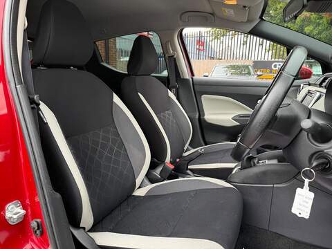 Nissan Micra 1.5 dCi N-Connecta Hatchback 5dr Diesel Manual Euro 6 (s/s) (90 ps) - U258